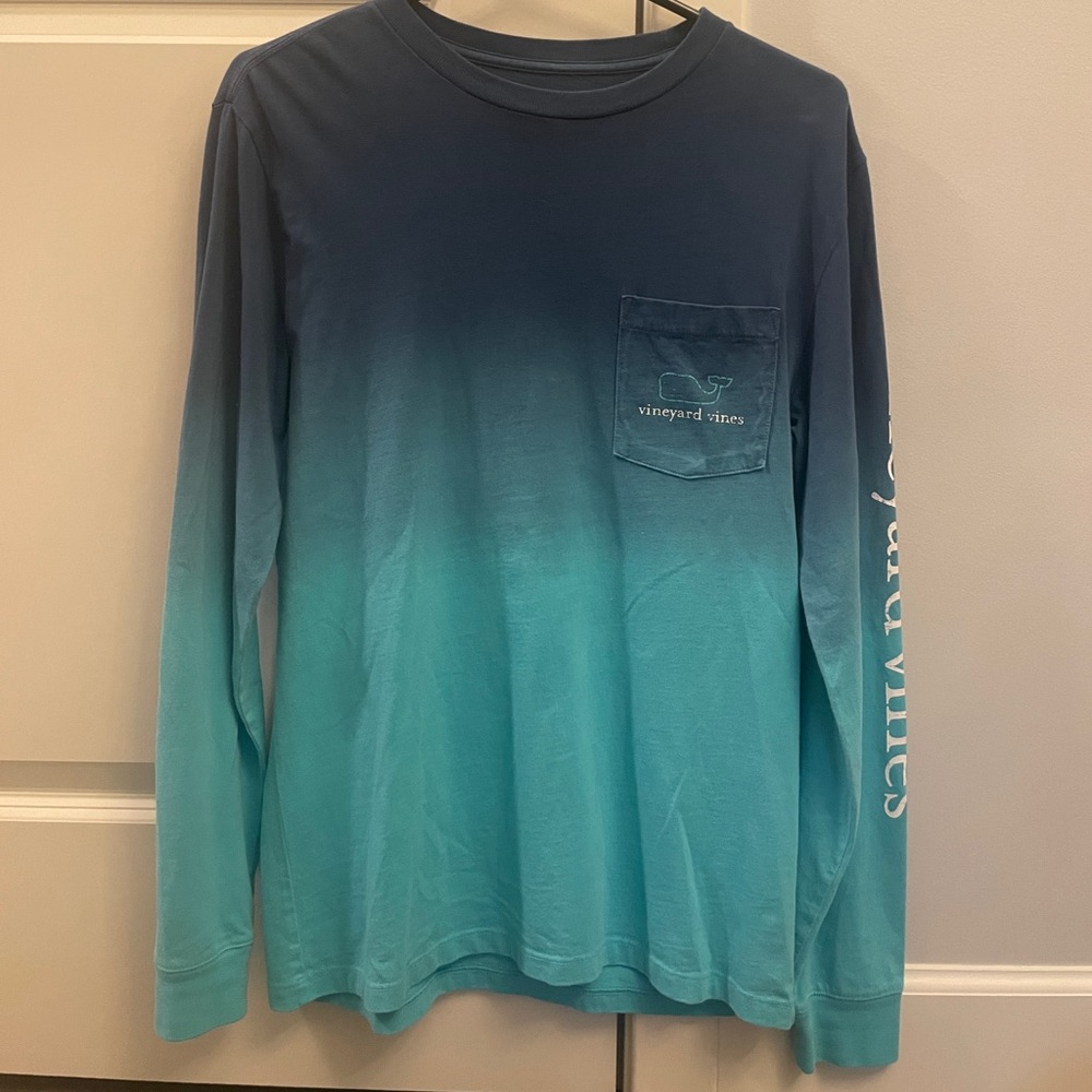 Vineyard vines ombre blue shirt - Picture 1 of 3